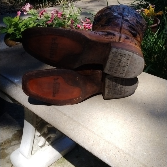 CORRAL A2840 - WOMEN'S INLAY EMBROIDERY AND STUDS BROWN SQUARE TOE  BOOT size 9 - Picture 8 of 16